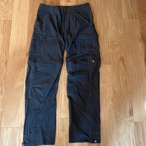 Kuhl Convertible Hiking Pants, Dark Grey, Size 32 x 34
